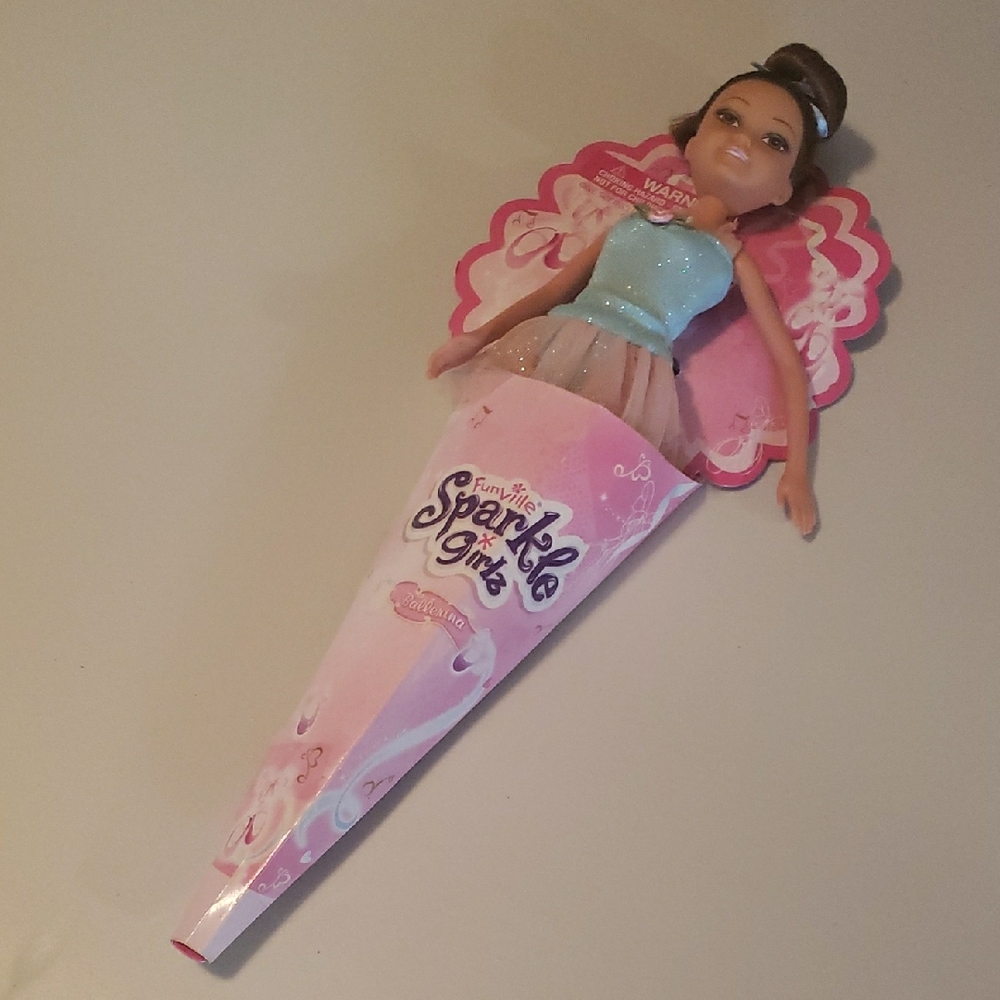 Funville Sparkle Girlz Doll with Pink and Blue Dress NIP